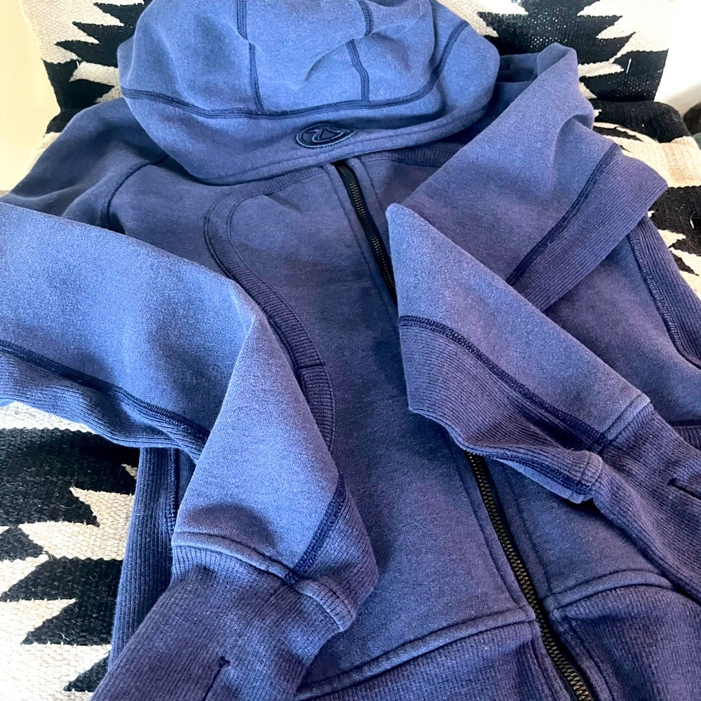 Lululemon scuba hoody size 6 navy